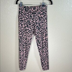 Ozone Pink Leopard Print Stretch Leggings Size M/L Athletic